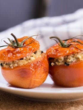 quinoa stuffed tomatoes